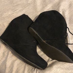 X-Appeal Black Wedge Booties